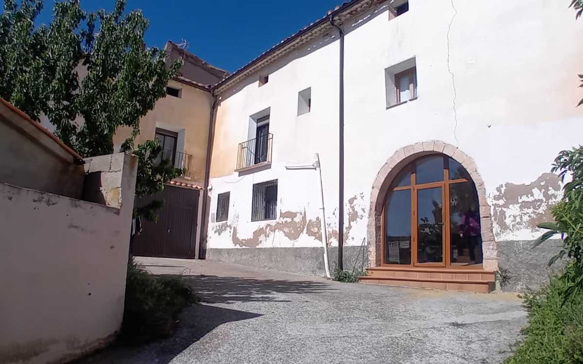 Large house in very good condition.