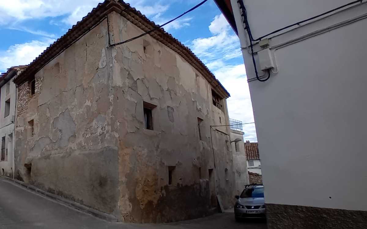 Casa de pueblo a renovar.