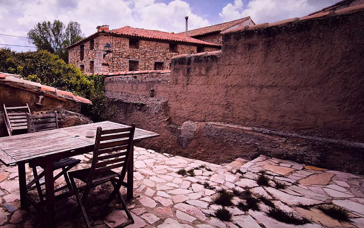 Acogedora casa de pueblo con bonito patio