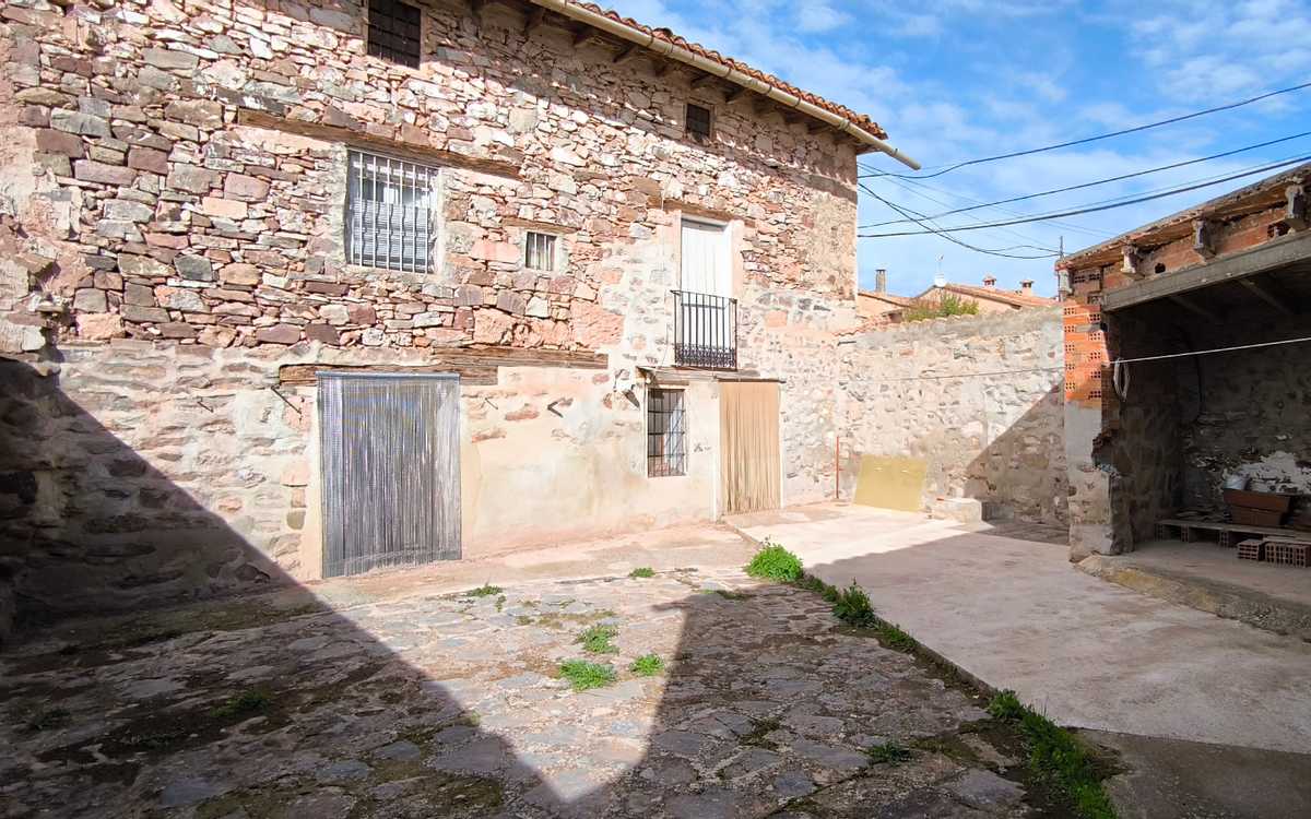 Nice village house, ready to live in.
